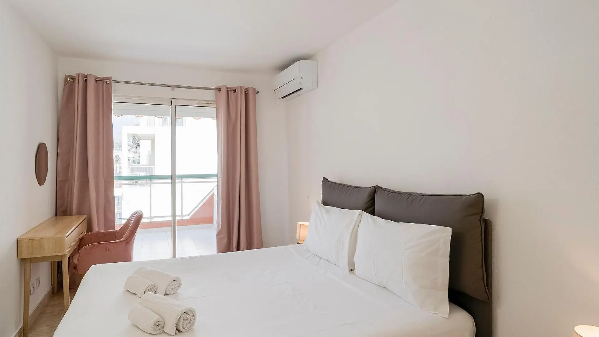 La Rose Des Vents - Sea View Apartment Roquebrune-Cap-Martin
